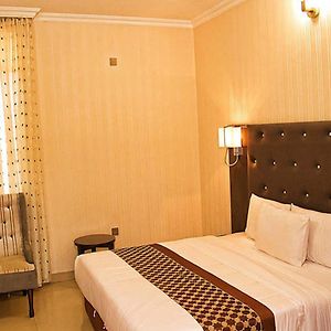 Lakeem Suites Agboyin Surulere
